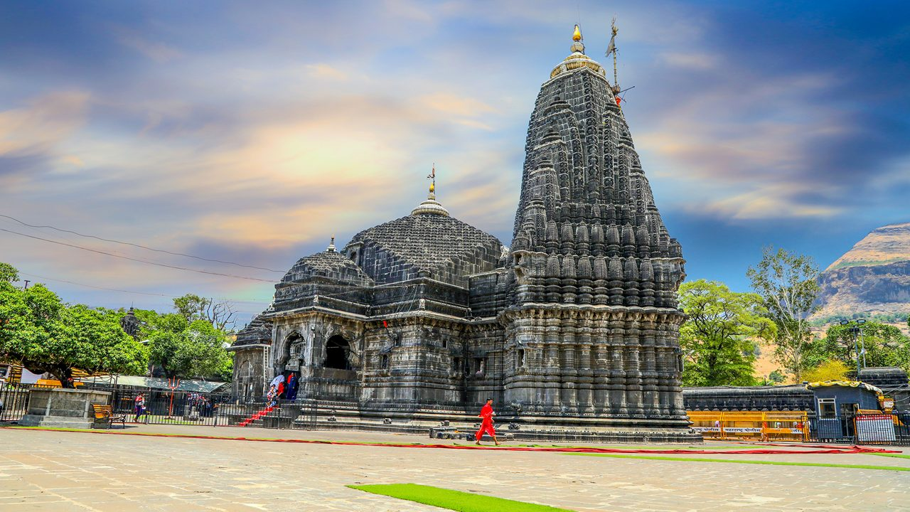 Trimbakeshwar Jyotirlinga Temple in Sawan 2025 for Kaal Sarp Dosh Nivaran